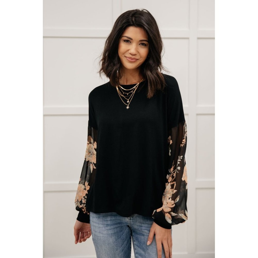 Bouquet Sleeves Top in Black